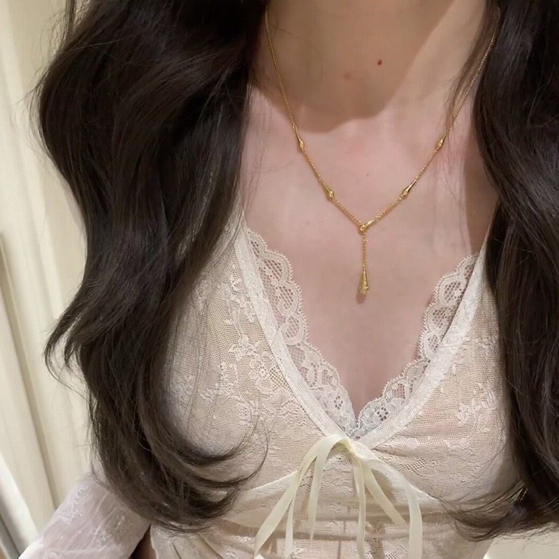 中古水滴吊坠项链女时尚轻奢设计感锁骨链2025新款名媛百搭毛衣链