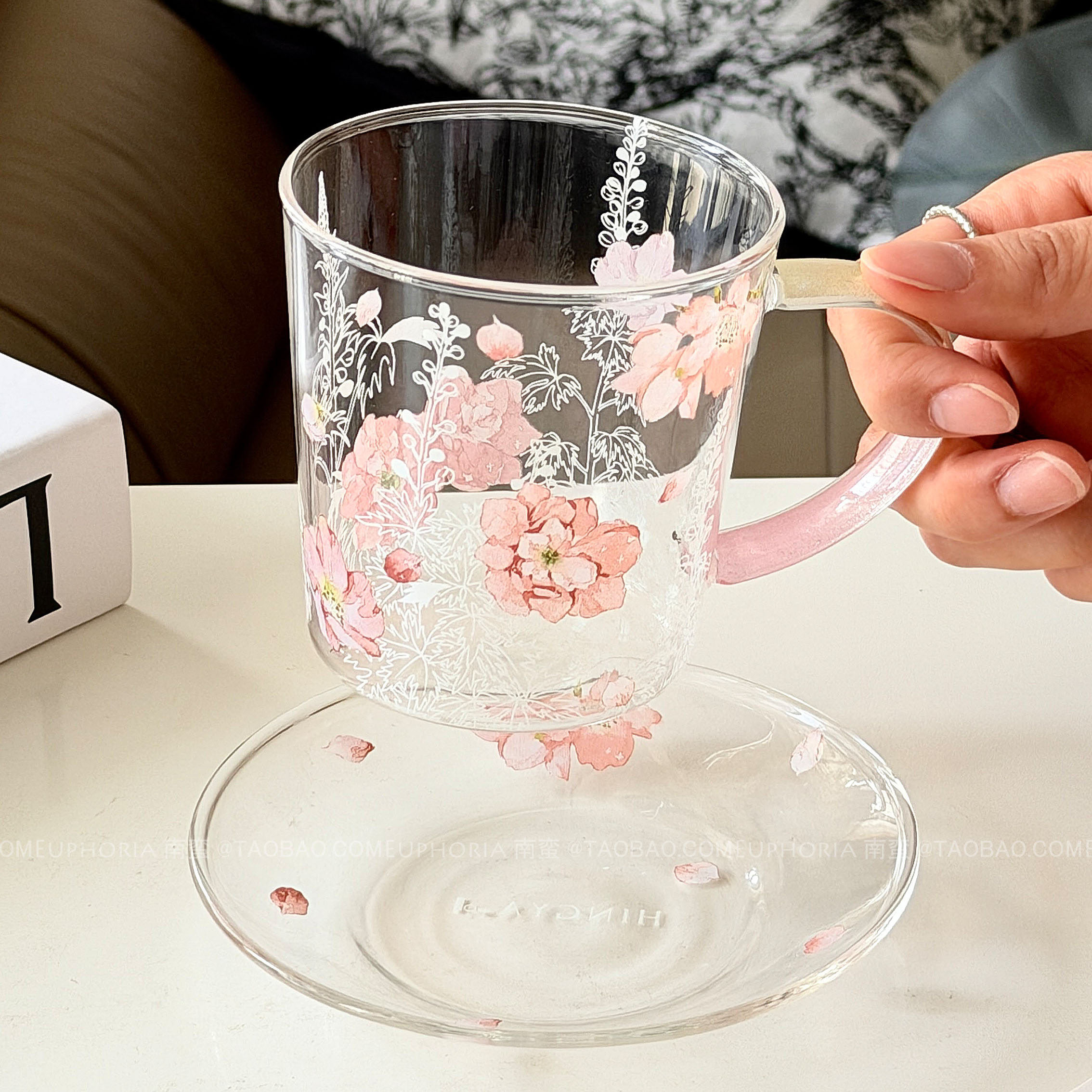 高级感樱花粉玻璃咖啡杯碟水杯