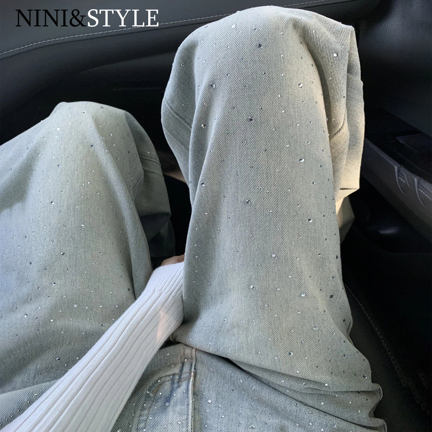 满天星烫钻浅色阔腿牛仔裤女2026春季新款高腰显瘦爆闪宽松直筒裤