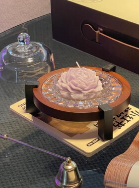 轻奢高级感香薰蜡烛摆件家用室内持久留香氛生日礼物家居装饰品