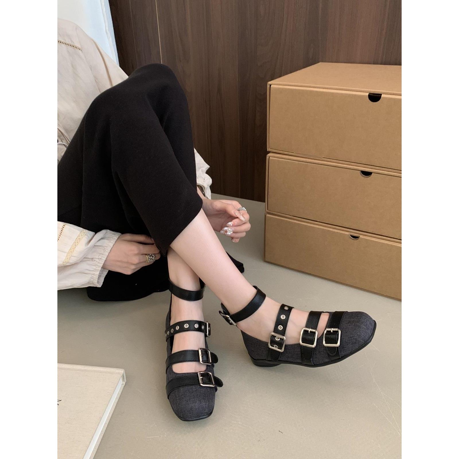 法式高级感拉链皮带搭扣平跟单鞋女夏外穿浅口柳钉甜酷美玛丽珍鞋