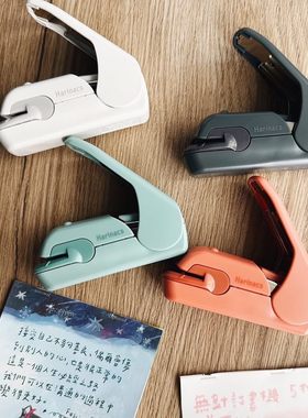 日本KOKUYO国誉SLN-MPH105无针订书机压纹免钉学生用迷你小号便携办公省力订书器无痕无针订书机