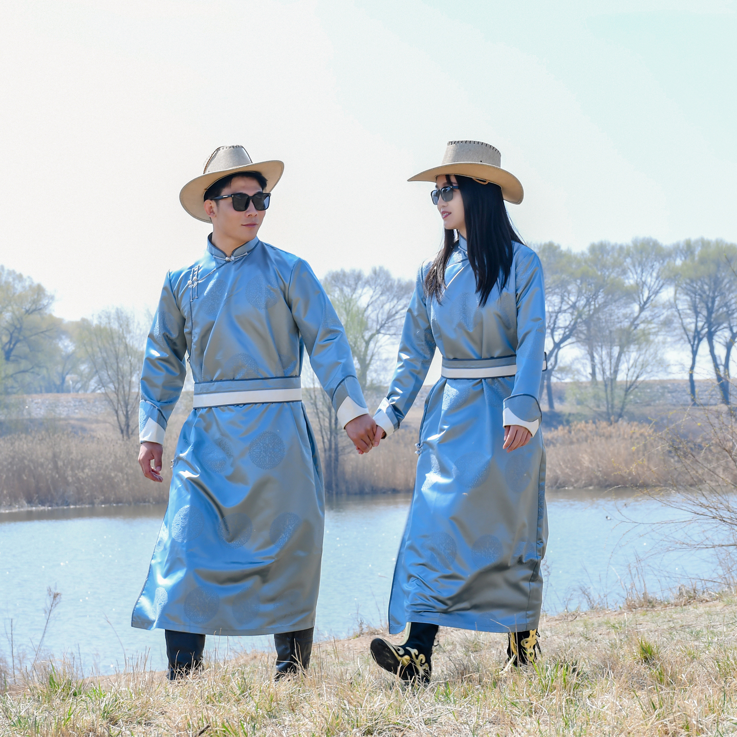 蒙古袍情侣款蒙古袍日常生活装蒙古族表演演出服装蒙古男女同款