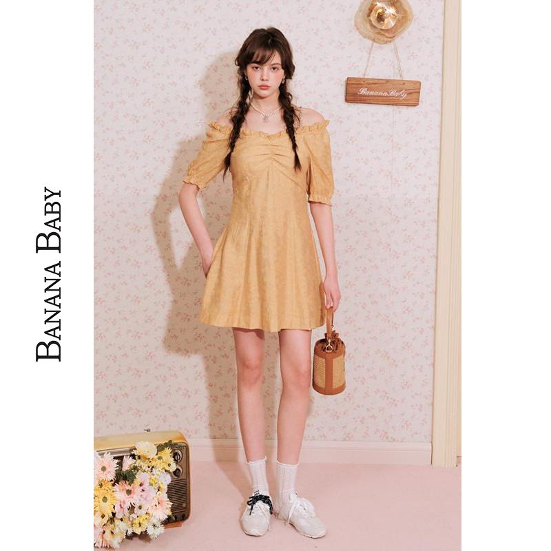 BANANA BABY2025年夏特惠清仓千金风吊带连衣裙女露肩泡泡袖短裙