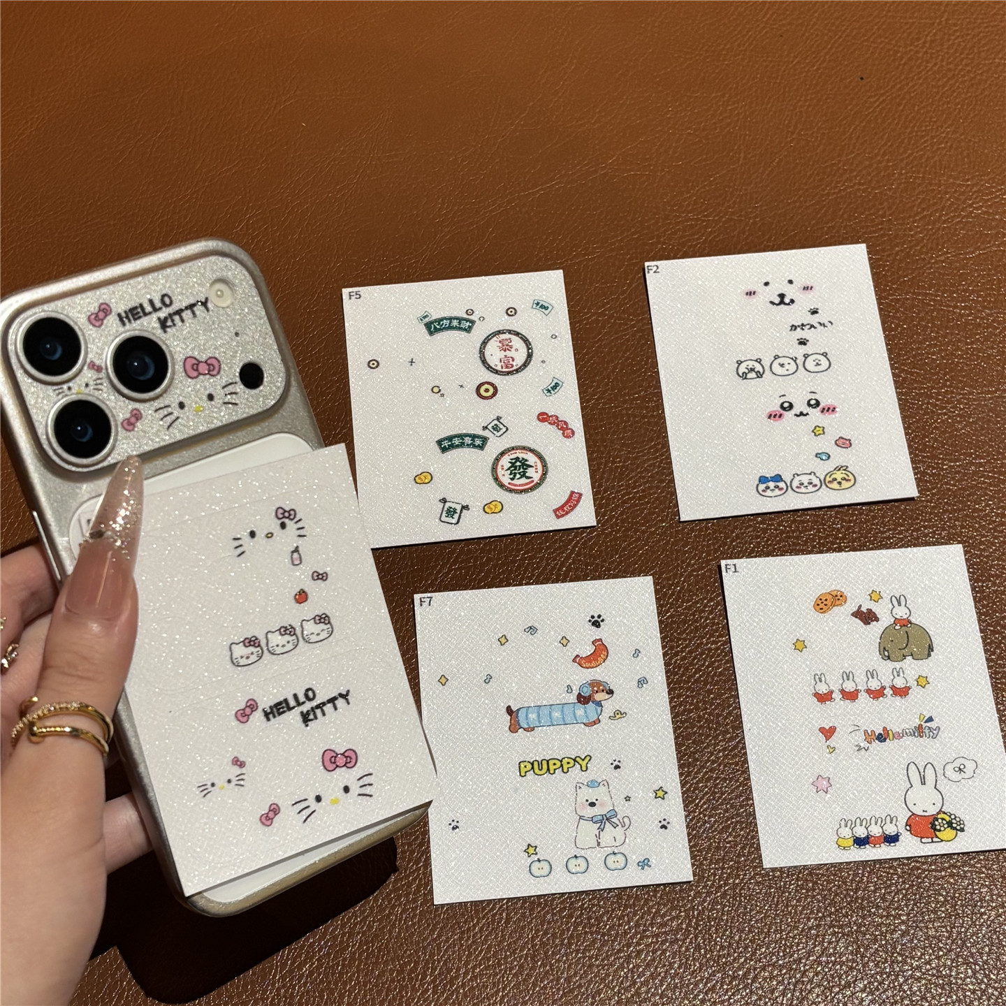 可爱闪粉镂空超薄镜头膜17pro