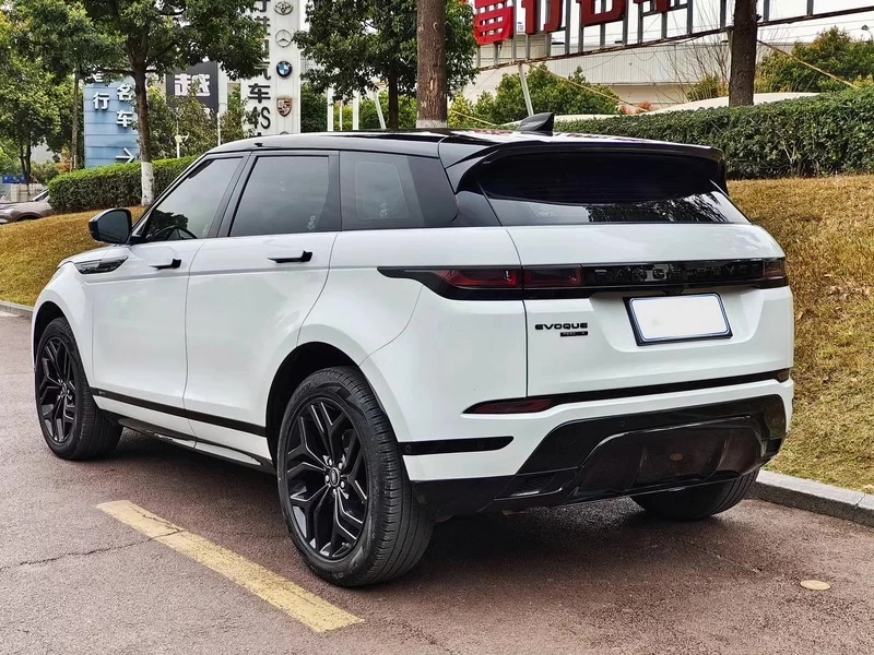 2016 Landwind X7 Front Grille and Headlights