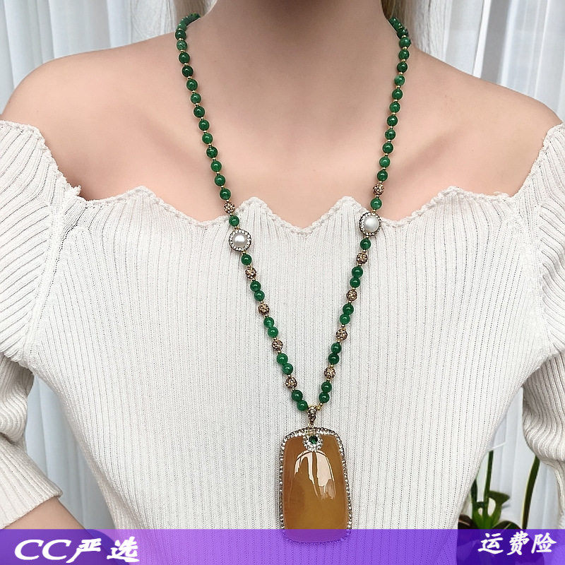 方牌蜜蜡吊坠干青圆珠项链时尚搭配长款绿色毛衣链百搭厂家