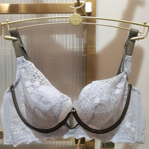 芬铂2024春夏新款超薄软钢圈小水晶杯3126S1性感百搭文胸后三扣