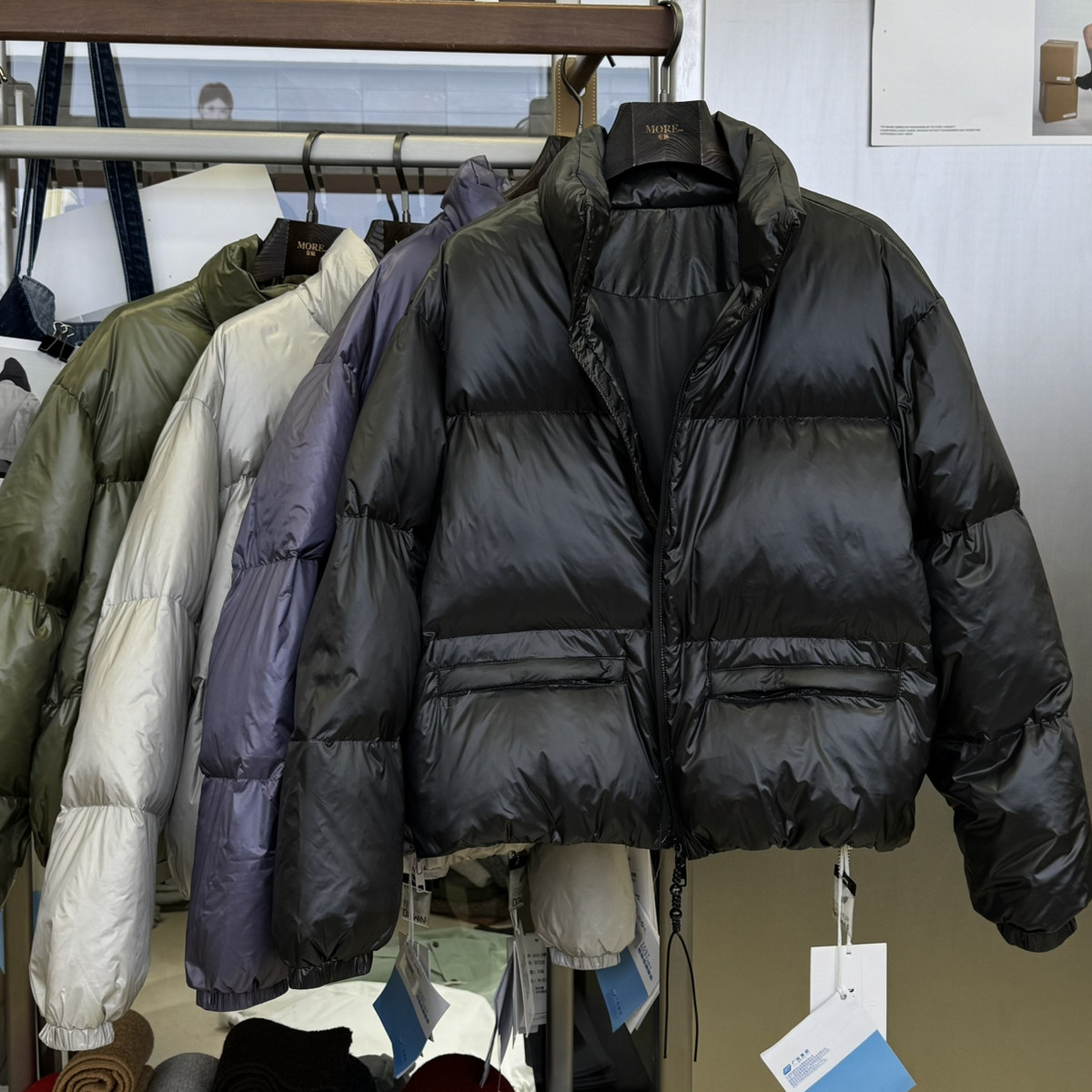 More..有熊-宽松拉链立领保暖羽绒服外套6032