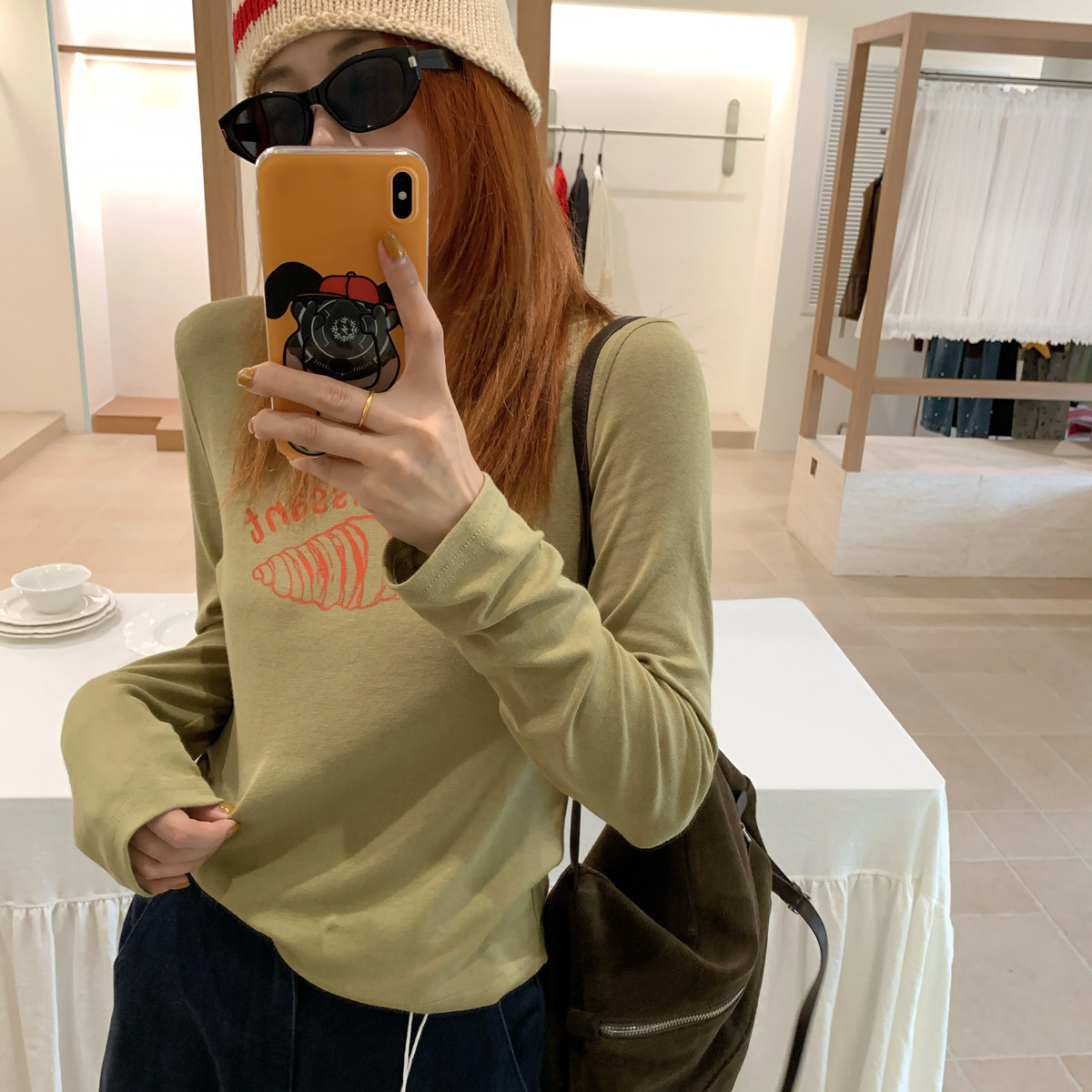 Vaoom-舒服极了减龄感牛角包字母印花圆领超软糯百搭长袖T恤KT216图片
