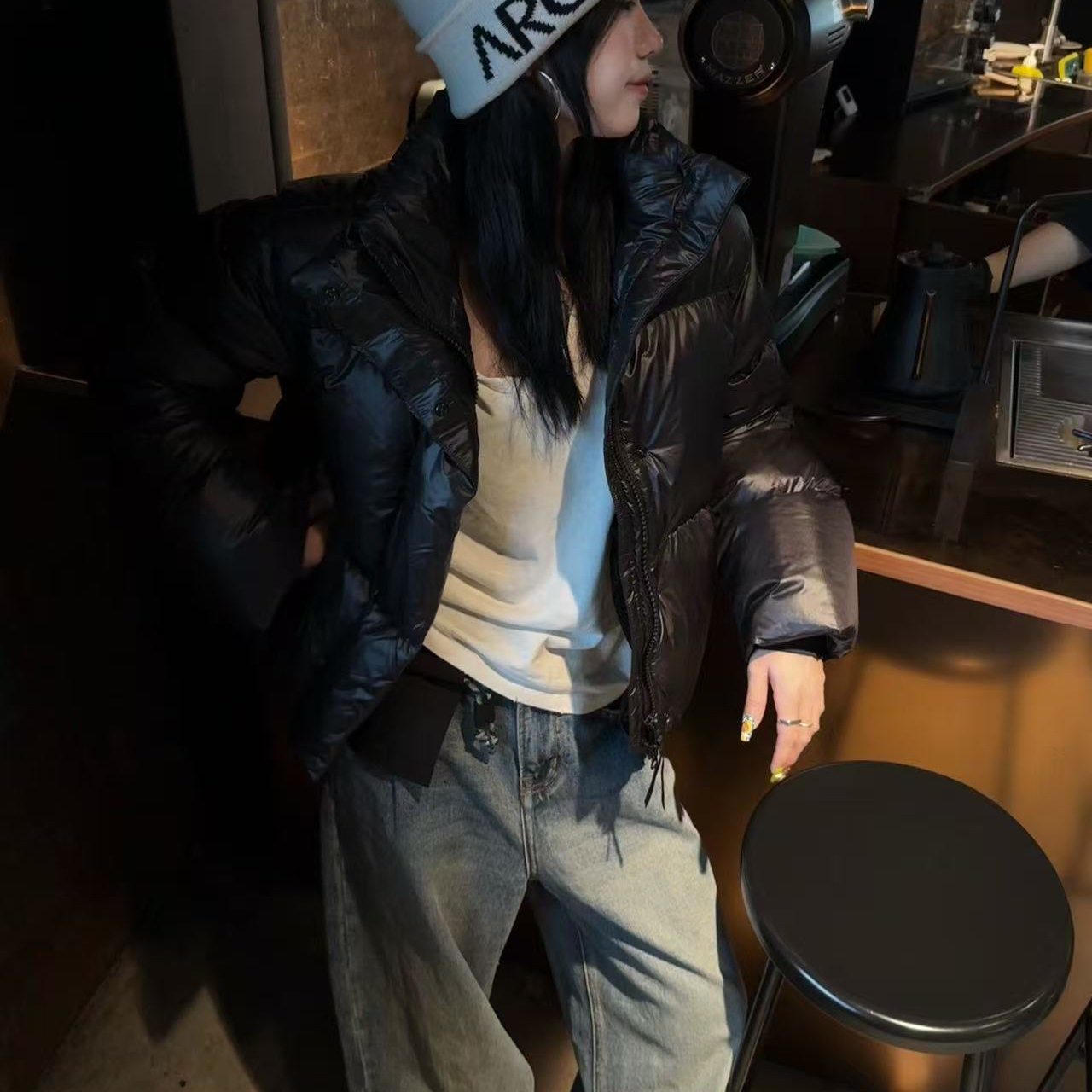 BOBO1972-冬上新白鸭绒羽绒短款蒙系设计保暖羽绒服外套Y548605