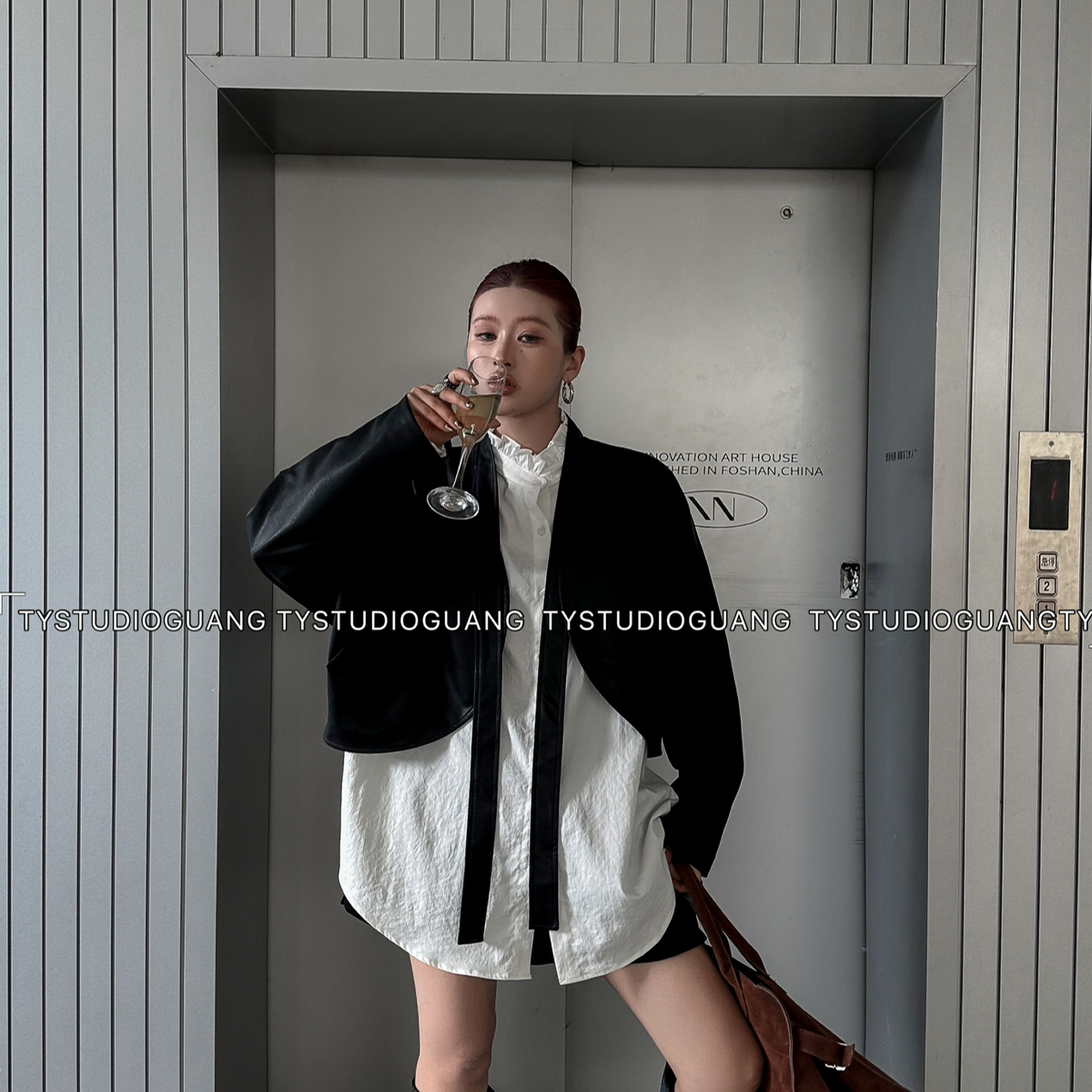 TY汤圆家秋上新帅气小众短款皮衣73651