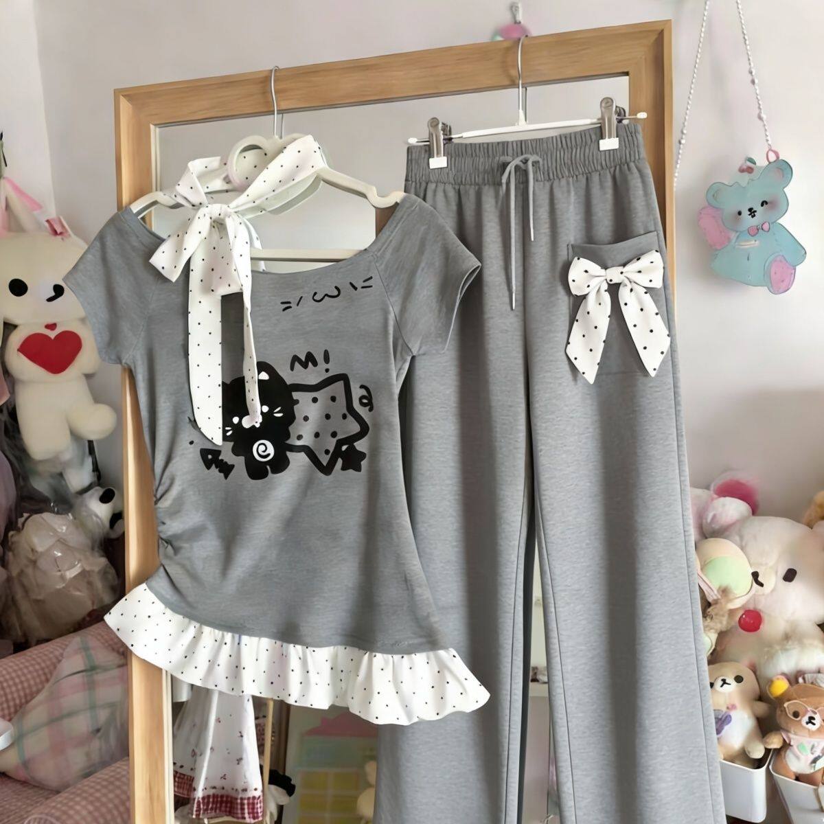 女童春夏季新款灰色猫咪短袖上衣白色波点围巾直筒宽松卫裤休闲版