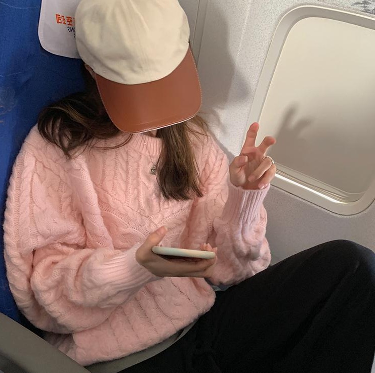 Retro twist Pullover for women in autumn and winter