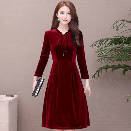 1688阿里巴巴外贸女装出口秋冬时尚气质妈妈金丝绒复古长袖连衣裙