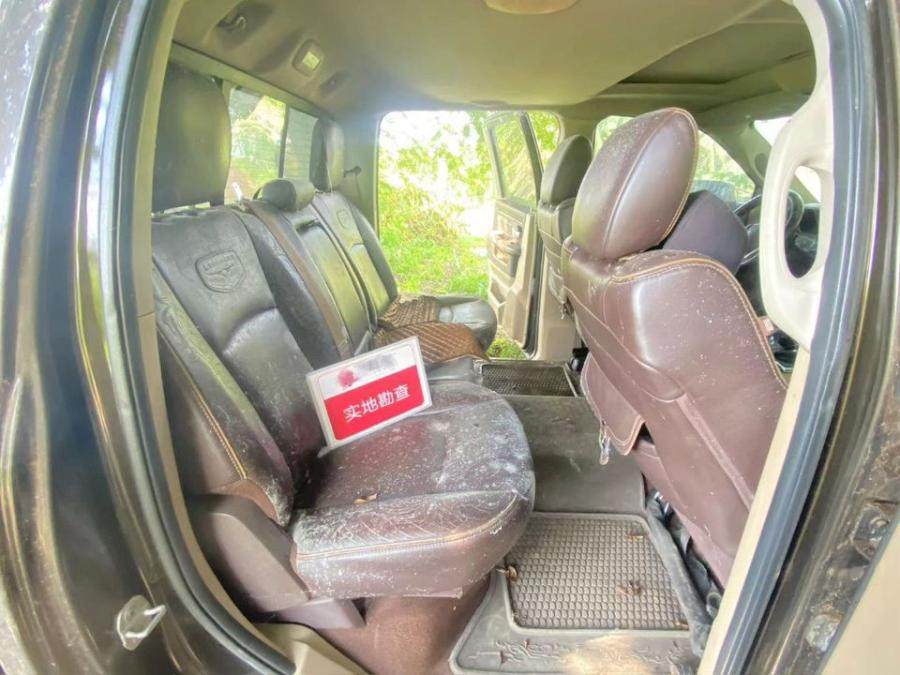 1月4日楚雄思虎牌轻型栏板货车一辆网络拍卖公告