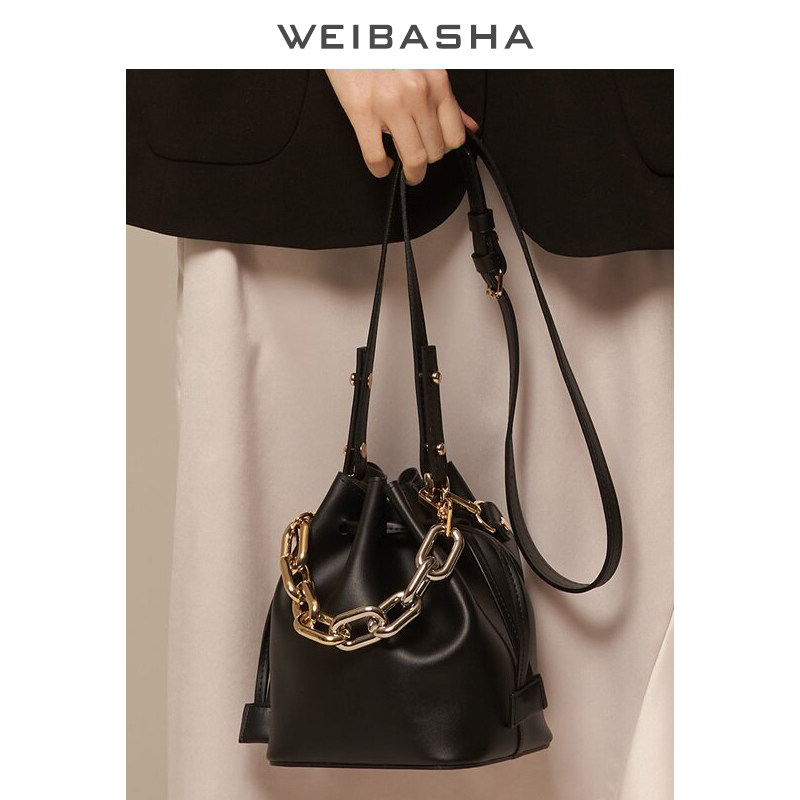 微芭莎真皮包包2020新款潮链条包手提斜挎包百搭单肩包水桶包女包