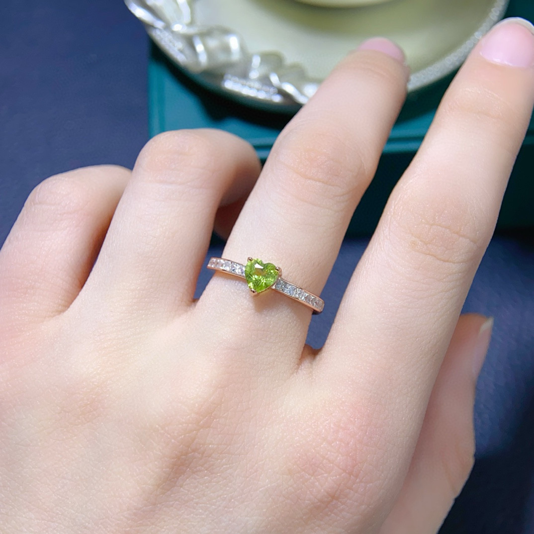 高贵绿简单S925银镶嵌天然橄榄石戒指高净度主石6mm轻奢百搭