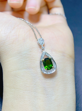 天然透辉石吊坠，925银电镀白金色！主石尺寸6*8mm，