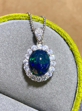 满火彩纯天然超美刻面黑欧泊吊坠 主石9*11mm