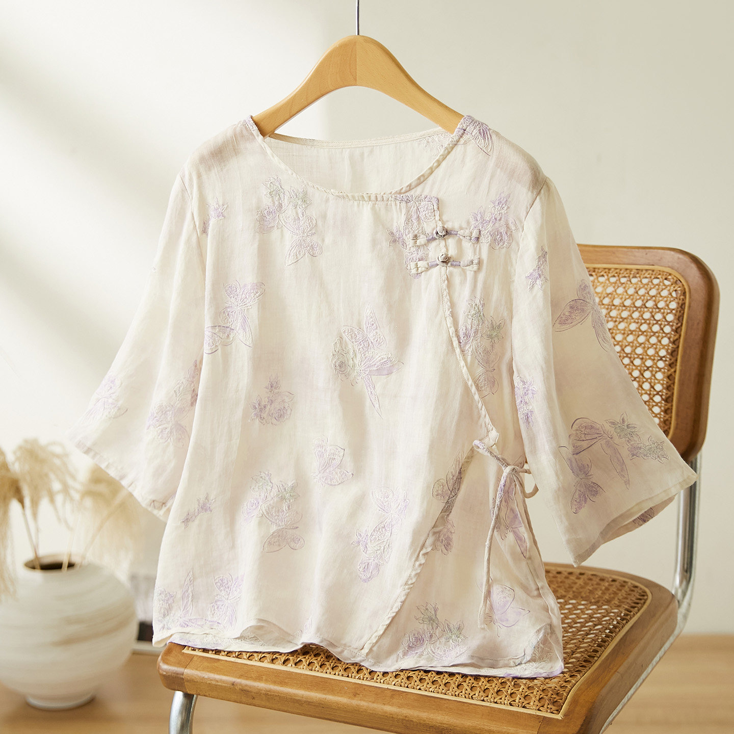 初影 2026夏季新款女装绿色水墨画印花长袖衬衫女上衣