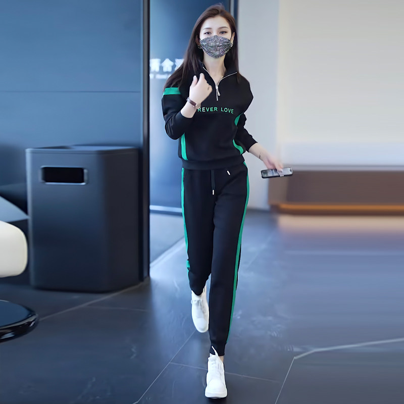 여성을 위한 캐주얼 패셔너블 운동복 2024 봄 가을 신상 하이엔드 외국 스타일 노화 감소 및 슬리밍 스웨트 셔츠 투피스 세트