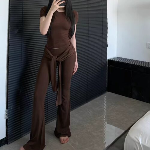 面膜感 辣妹休闲健身套装瑜伽服高腰绑带微喇裤女显身材