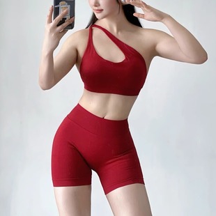 Dfyne斜肩运动内衣健身套装蜜桃短裤瑜伽服美背心无标