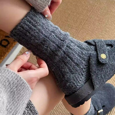 粗针羊毛袜秋冬纯色简约中筒袜