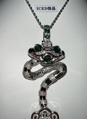 欧美嘻哈翁杰同款灵蛇玉如意绿钻镶嵌百搭说唱歌手吊坠