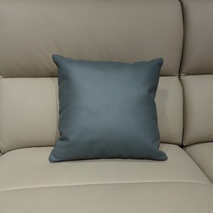 顾家家居真皮抱枕沙发靠包沙发真皮靠垫办公室腰靠汽车腰枕