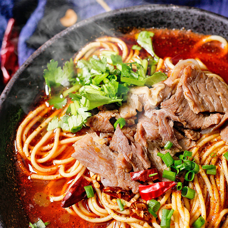 面厨娘湖北襄阳特产牛油牛肉面