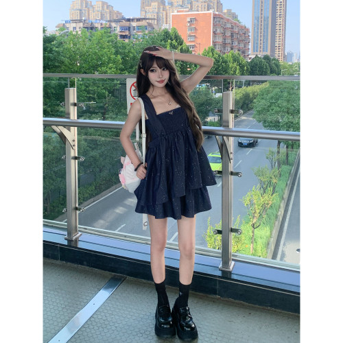 KEIKO 巨好看的一整套穿搭新款打揽显瘦吊带上衣+半身小裙两件套