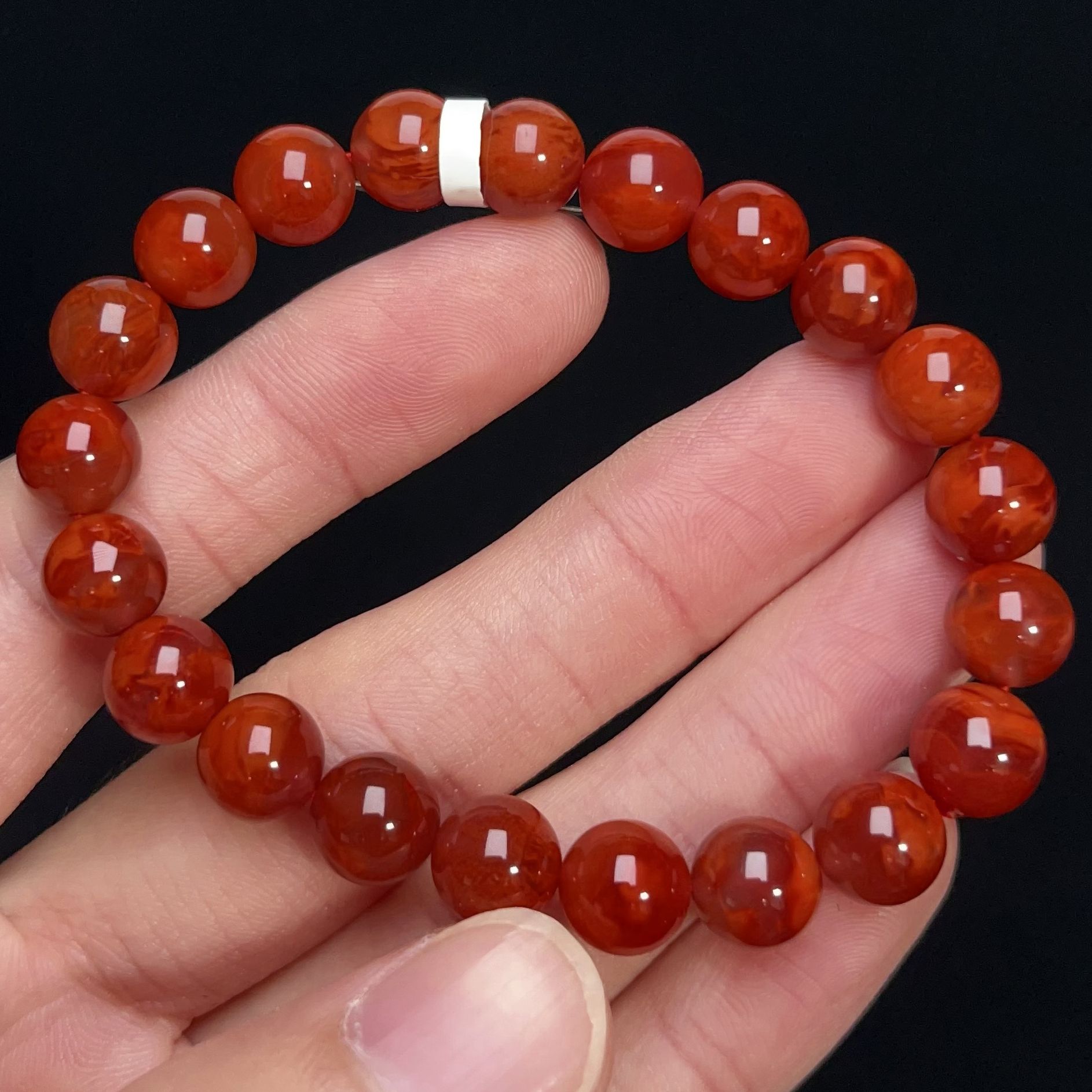 559C37凉山瓦西料南红牛血玫锦红单圈手串