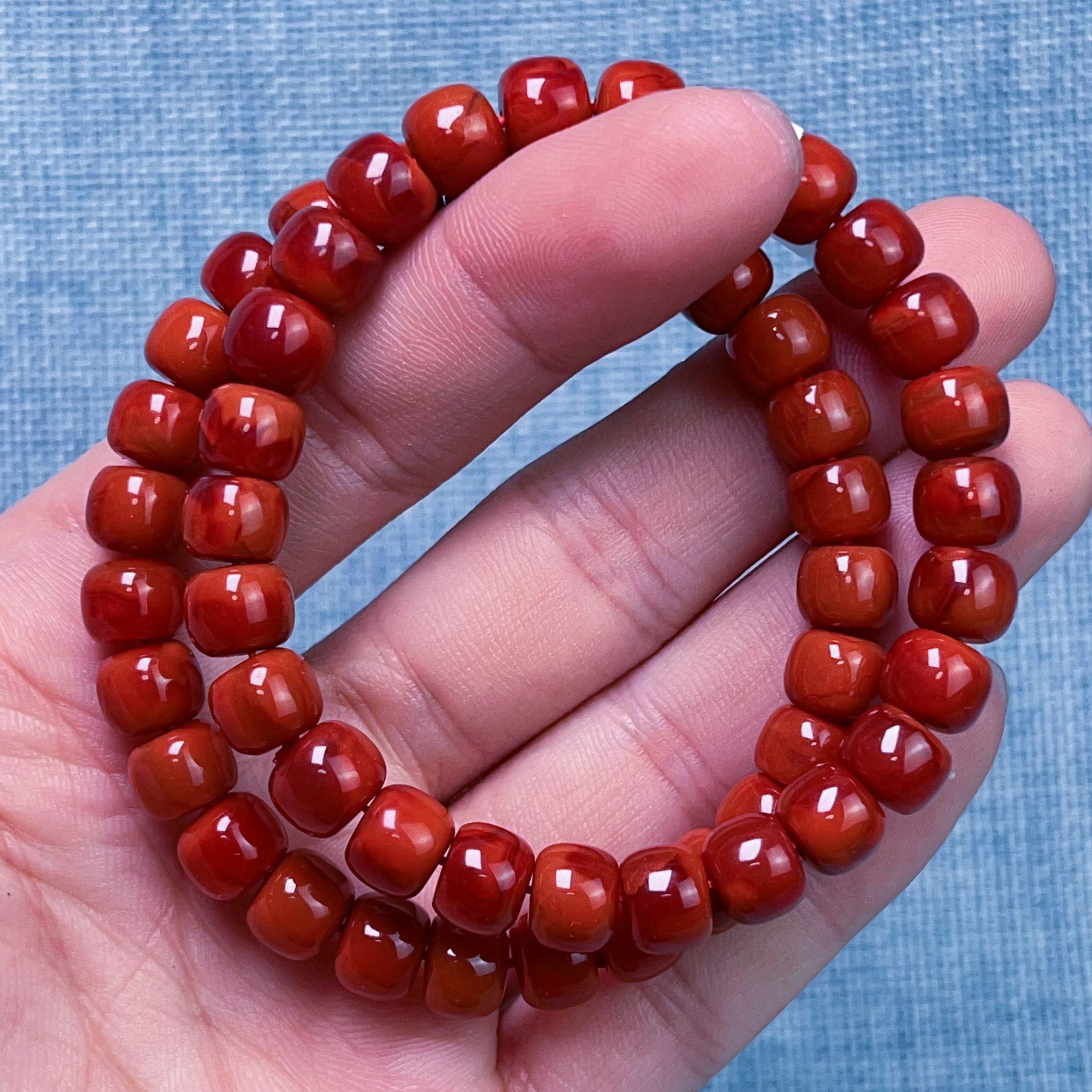 239F106凉山瓦西料南红双色锦红老型单圈手串