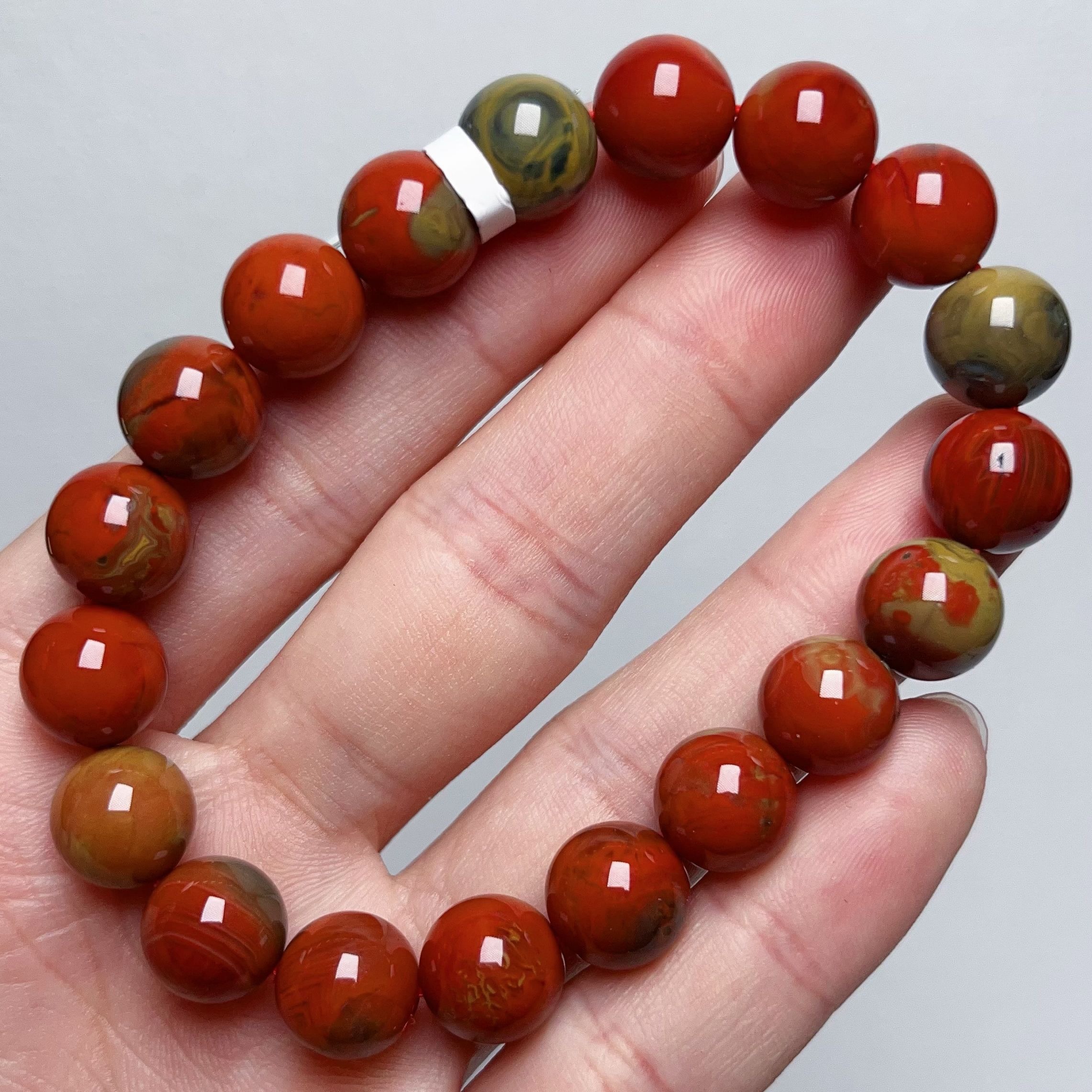 3402F104大山包南红包浆三彩包浆单圈手串