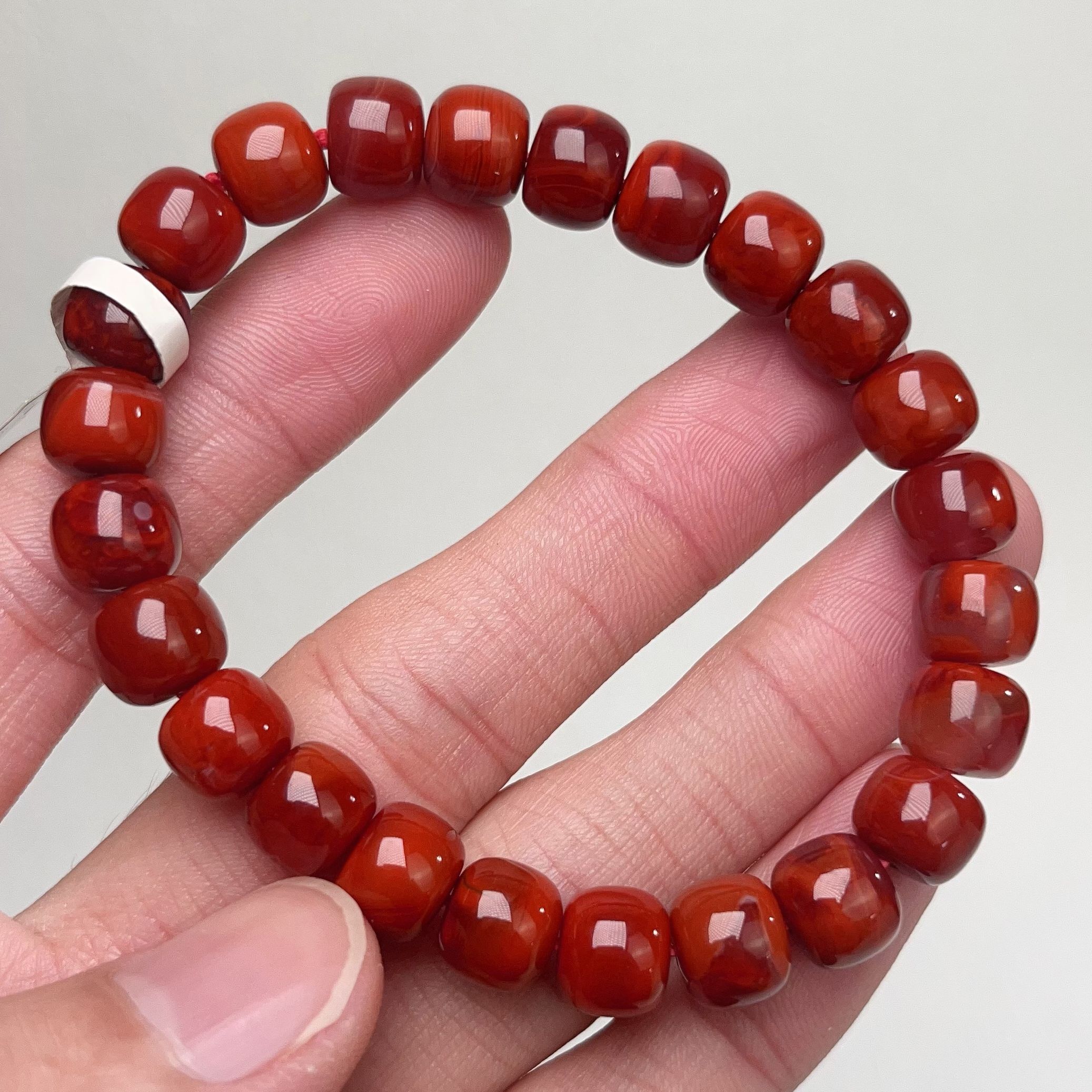 308C02凉山瓦西料南红牛血双色锦红老型单圈手串