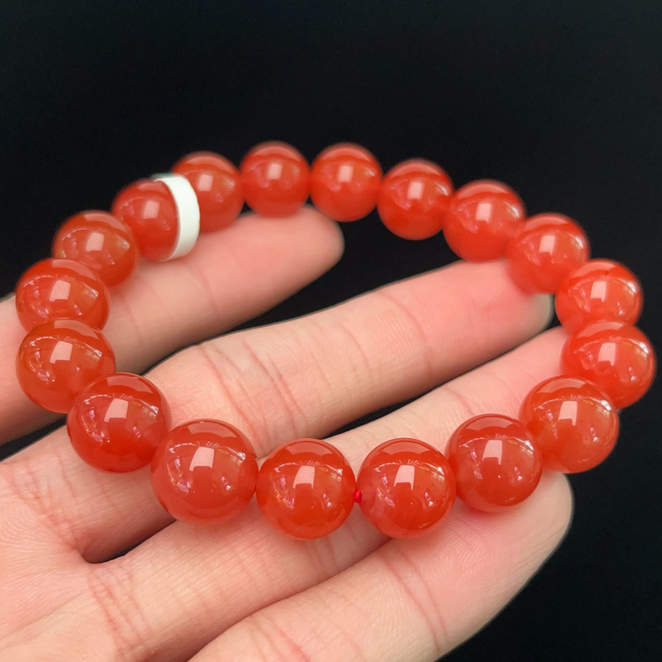 358C10-3保山料南红保山樱桃红单圈手串