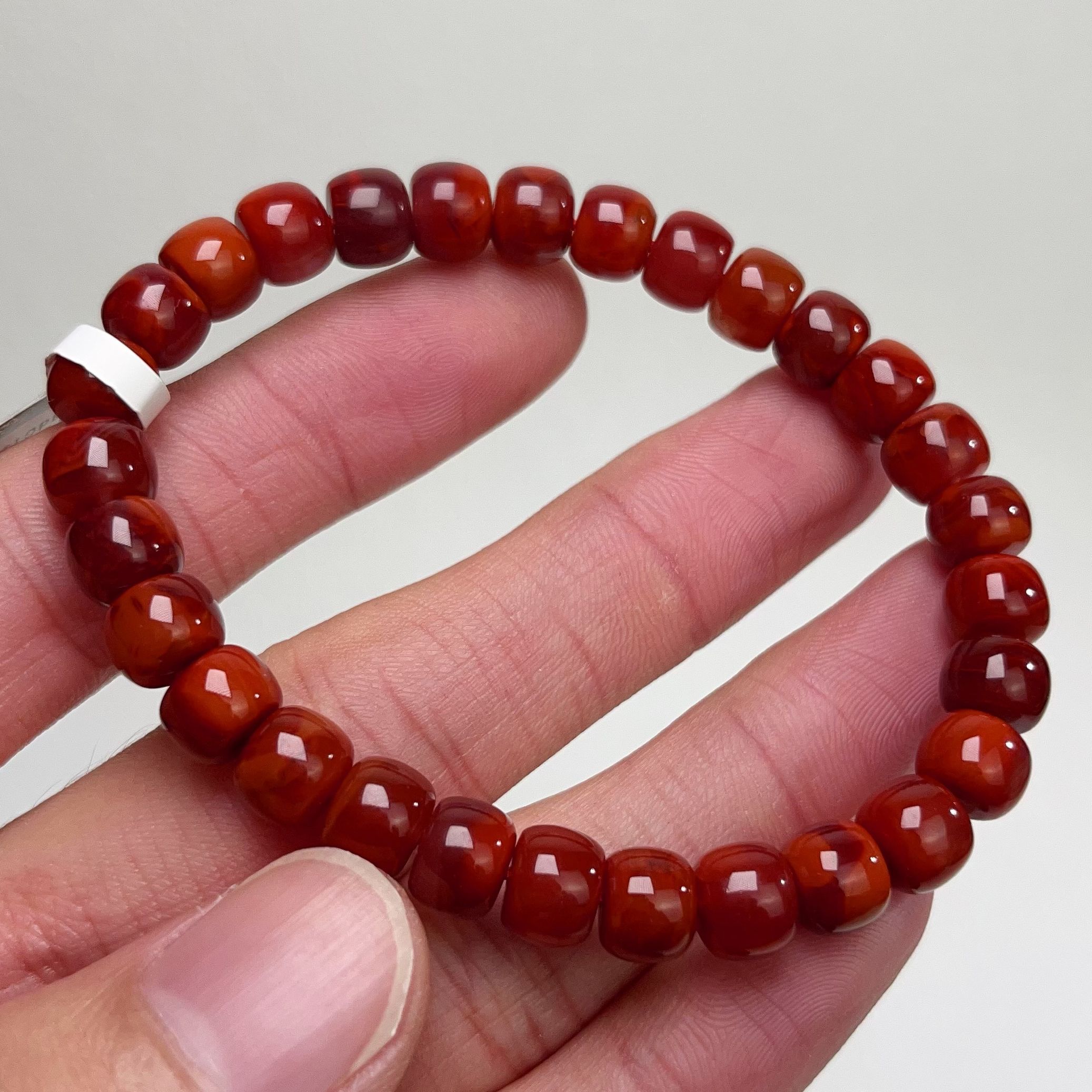 239F91凉山瓦西料南红牛血双色单圈手串