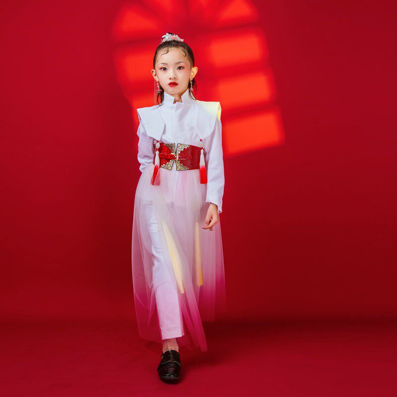 春晚模特t台走秀国潮水墨印染礼服中国风系列演出服春晚主持出租