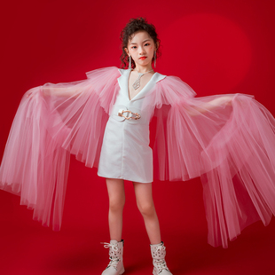 2024新款夏季白色连衣裙粉色夸张网仙女走秀主持 跳舞 弹琴演出服