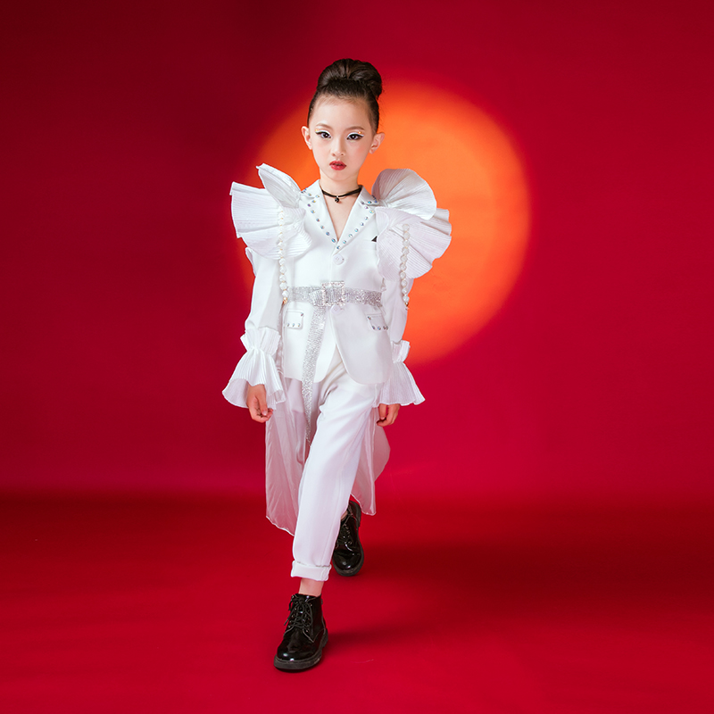 政宇轩高端模特走秀总决赛礼服