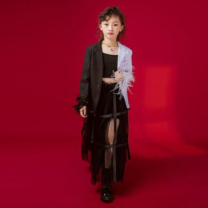 2024新款高端女童黑白拼羽毛西装丝带网裙走秀模特演出礼服潮服