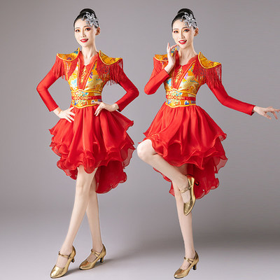 高档现代舞蹈服装蓬蓬裙