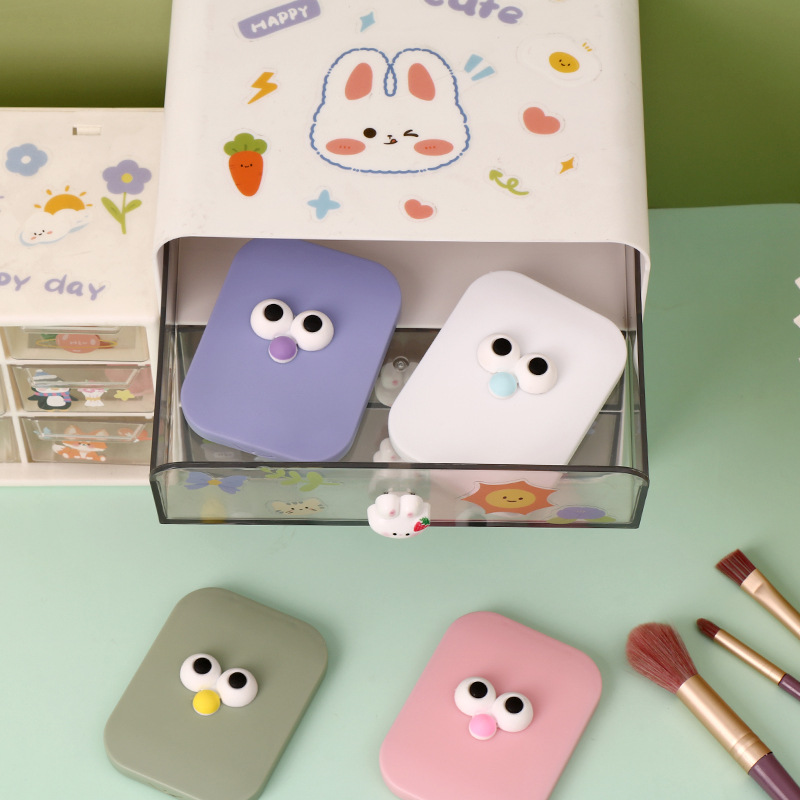 新款随身化妆镜便携式学生用可爱卡通梳妆台式折叠镜梳套装工艺品
