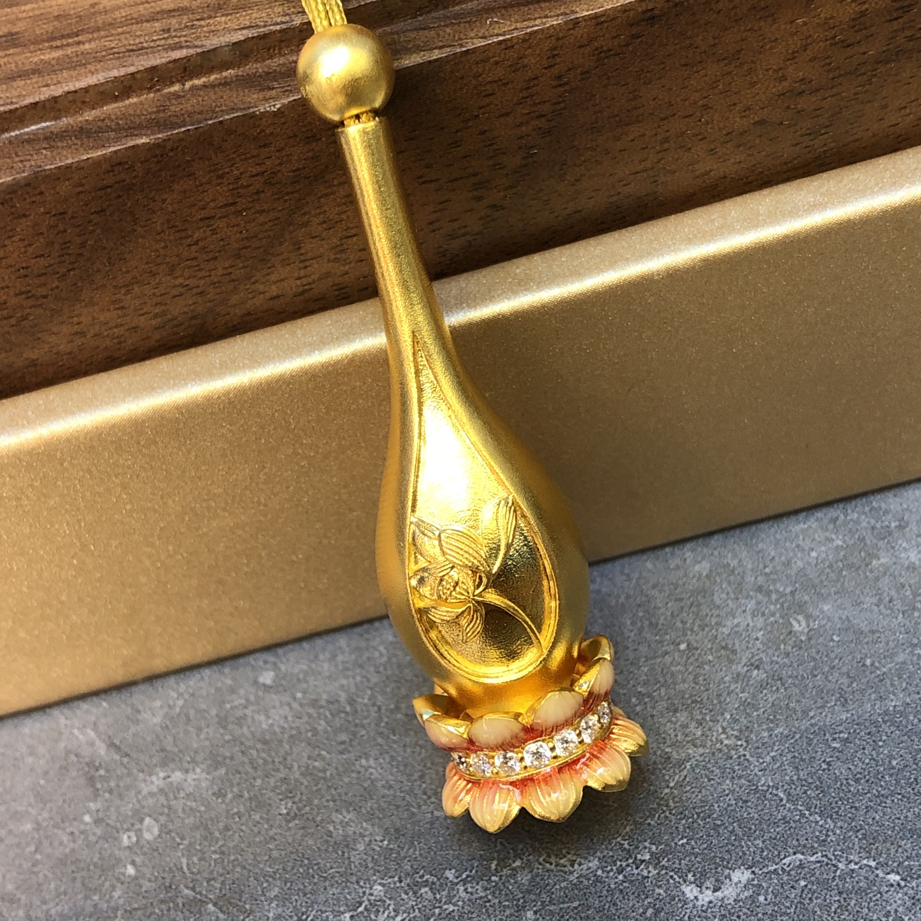 黄金足金999观音莲花座吊坠