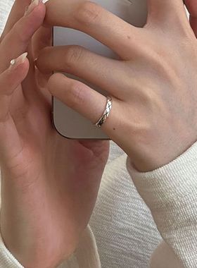 729工艺做旧凌纹格尾戒戒指指环