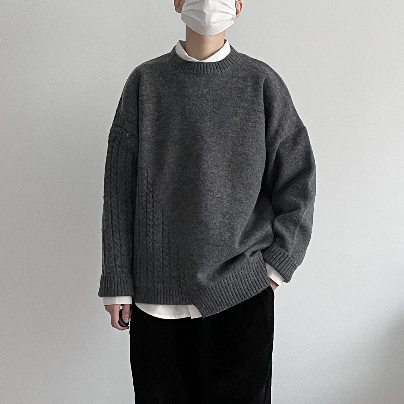 设计师款不规则剪裁提花毛衣