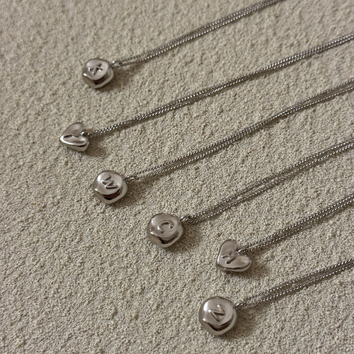 PAUSA ANN s925 极简不规则手工感实心纯银吊坠字母项链