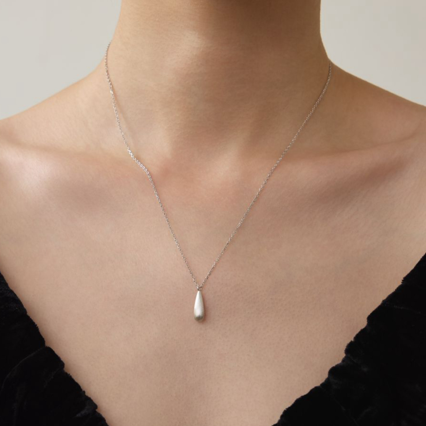 PAUSA ANN s925 手工拉丝光泽感实心长水滴高质感项链